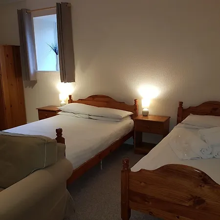 Mackay'S Hotel-2